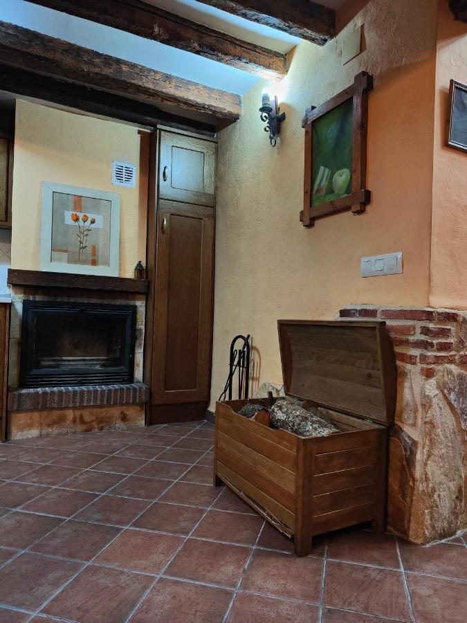 Casa Vieja Tabanera A 8 Min De Segoia Casa de hóspedes Tabanera del Monte Exterior foto